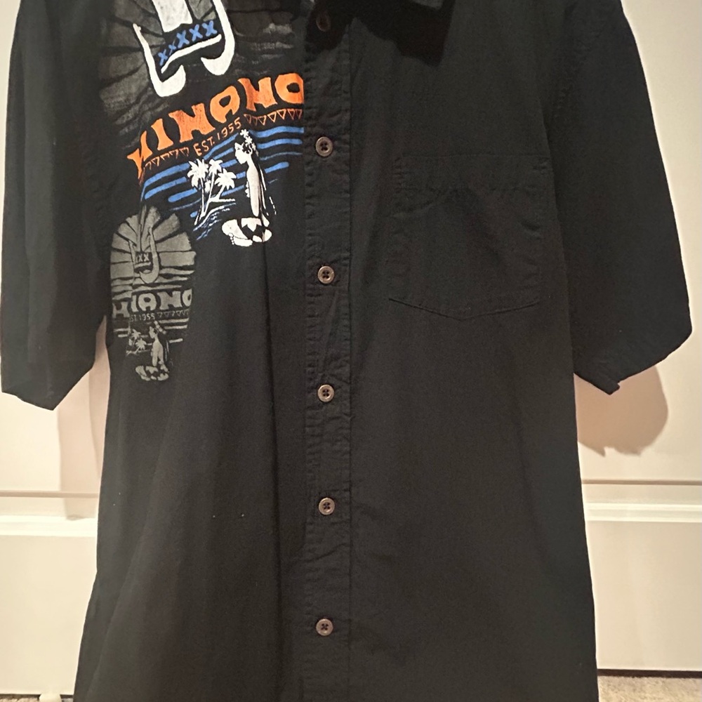 Men's Hinano Black Short-Sleeve Button-Up Shirt